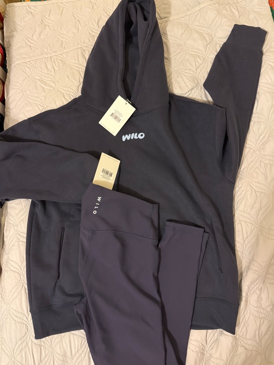 Wilo The Label Tops - NWT WILO Navy Wellness Hoodie & Legging Matching‎ Set Small